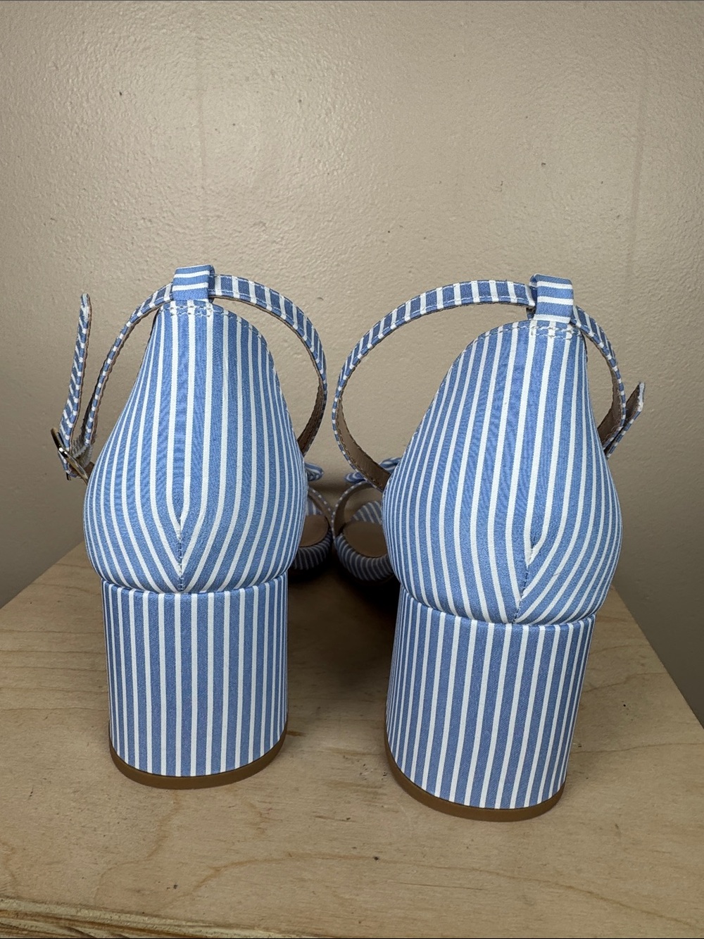 torrid Blue & White Striped Ankle-Strap Block Heels with Bow 10WW Nautical - Picture 5 of 7